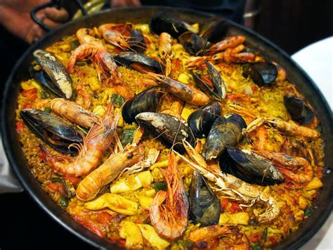 The 7 Best Foods in Valencia to Try on Your Next Trip