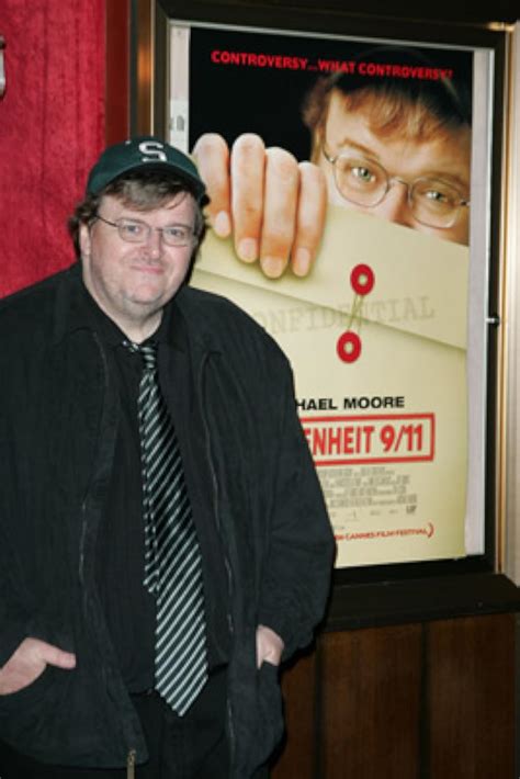 Fahrenheit 9/11 (2004)