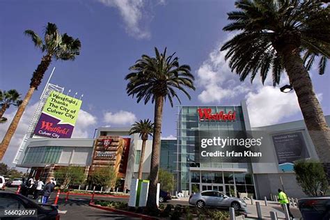 Fox Hills Mall Photos and Premium High Res Pictures - Getty Images