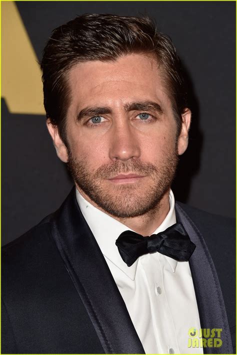 Jake Gyllenhaal Suits Up for Governors Awards 2014: Photo 3238286 | 2014 Governors Awards, Jake ...