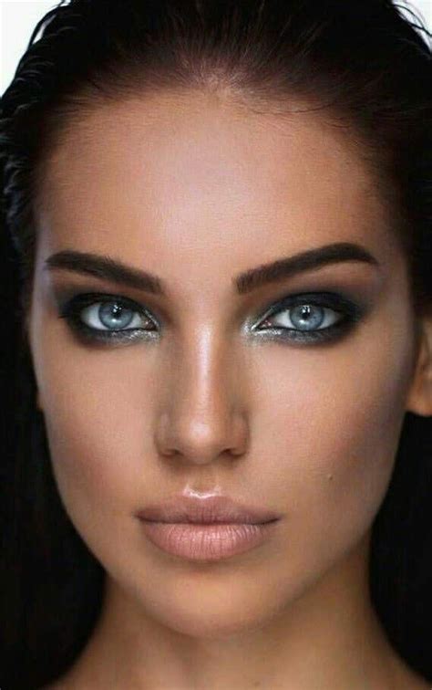 10 Most Beautiful Woman Eyes Pictures Of 2023 - desayunosketo