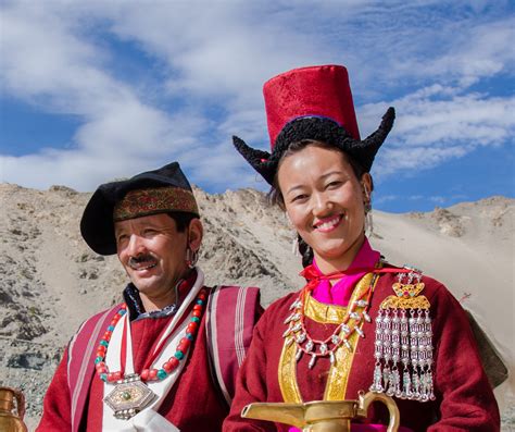 Leh-ladakh-traditional-dress | Jugaadin News