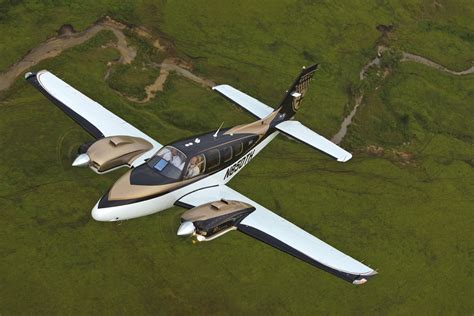 Beechcraft Baron - AOPA