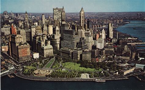 Color Aerial Postcard Views of Manhattan's Skyline In The 1960s & 70s