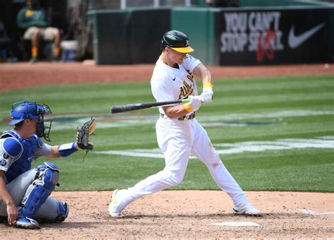 A's Matt Chapman working to correct bad habits at the plate