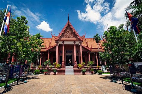 Exterior Of Phnom Penh Citys Landmark National Museum In Cambodia Photo ...