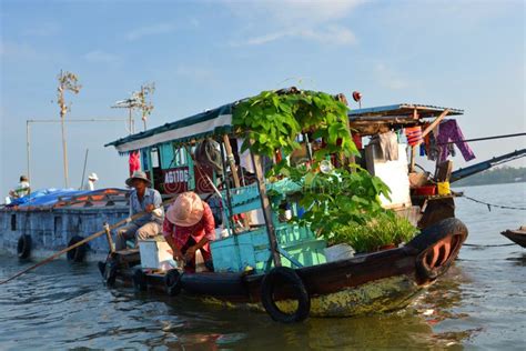 Mekong Delta Floating Market. Long Xuyen. Vietnam Editorial Stock Image - Image of tropical ...