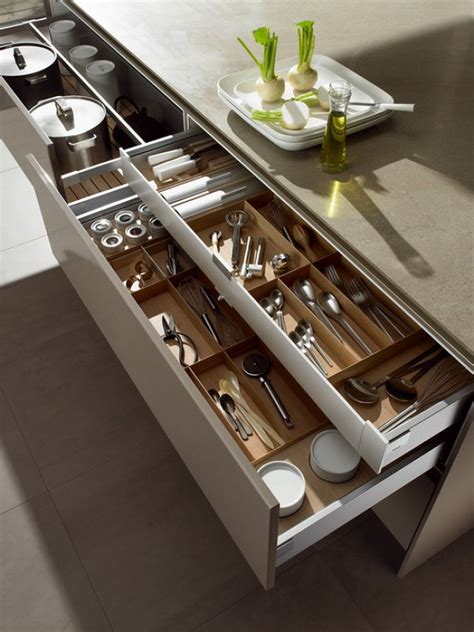 Small Kitchen Cabinet Organization Design with Many Tools #KitchenCabinet #KitchenO… | Modular ...