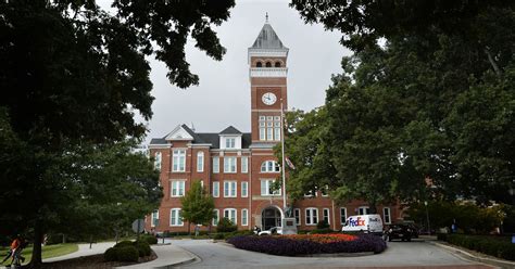 Clemson students want to rename Calhoun Honors College, Tillman Hall