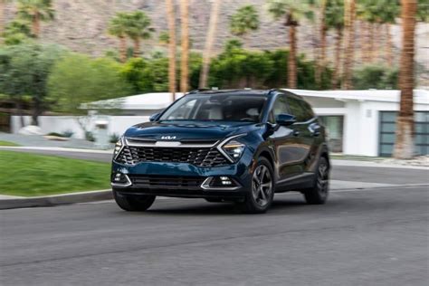 A Week With: 2023 Kia Sportage Hybrid EX AWD - The Detroit Bureau