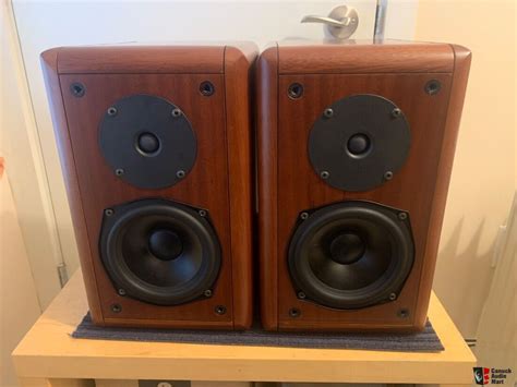 Opera Duetto Bookshelf Speakers For Sale - Canuck Audio Mart