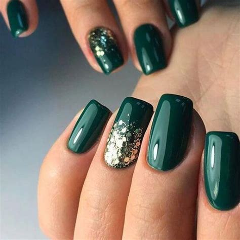 Emerald green and gold make such a good combination #NailDesignswinter ...