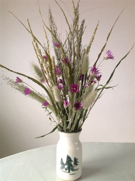 Creating dried grass and flower arrangements - Grainews