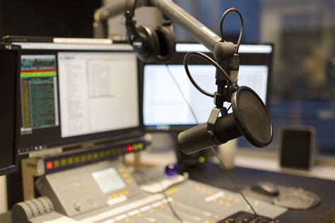 Microphone modern radio station broadcasting studio – MIA Partner Research Consultancy Your ...