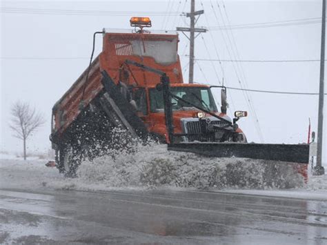 Iowa DOT plans to hire 600 snow plow workers for winter