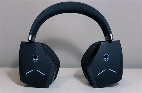 Alienware AW988 Wireless Headset And AW959 Elite Mouse Review - Page 2 ...