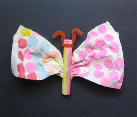 Paper Towel Butterfly | Fun Family Crafts