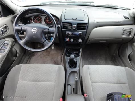 2002 Nissan sentra interior parts