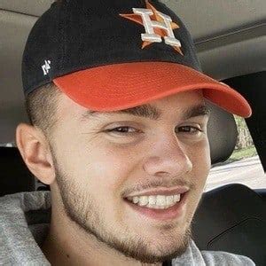 Soar Dylan - Age, Family, Bio | Famous Birthdays