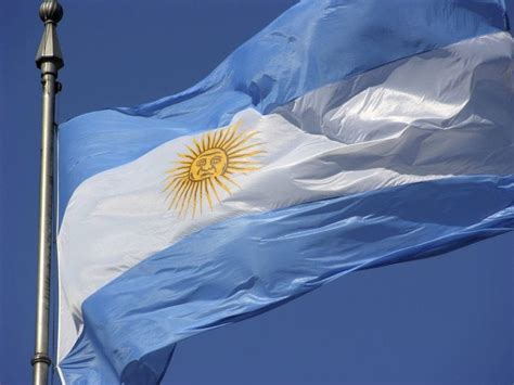 Argentina Patriotic Symbols - National Crest, Flag, Escarapela and Anthem