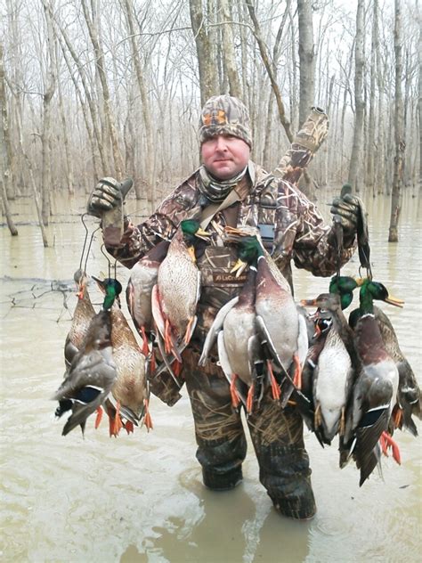 Duck Hunting Guide in Arkansas | Blazn Guns Hunting Outfitters