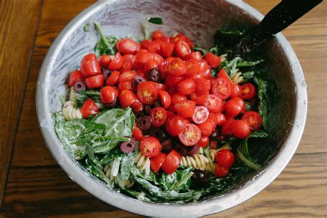 Creamy Goat Cheese Pasta Salad with Arugula and Cherry Tomatoes