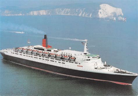 Photo Postcard of The Queen Elizabeth 2 Gross Tonnage 67,104.67 | Cunard cruise, Cruise ships ...