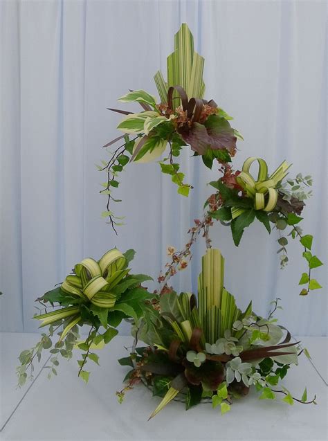 Pin on Flower arranging ideas