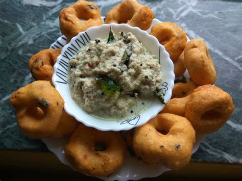 Medu Vada Recipe, How To Make Medu Vada, SouthIndian Medu Vadas - Magic Tadka