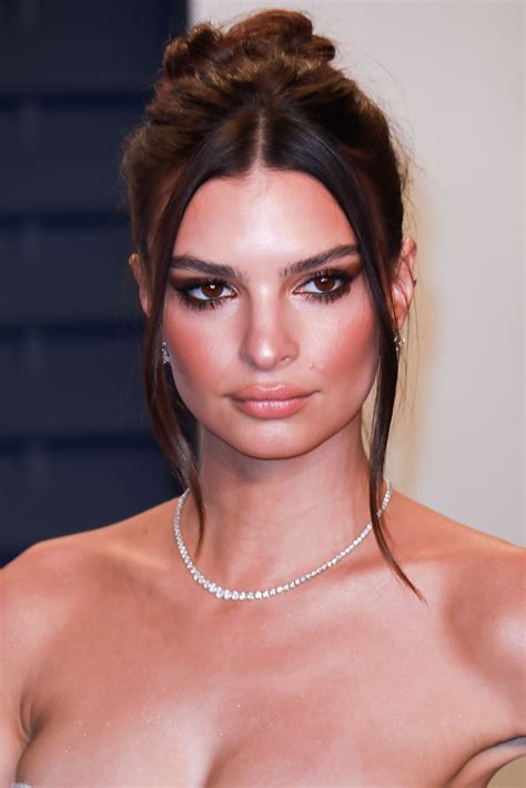 Emily Ratajkowski - 2019 Vanity Fair Oscar Party HQ