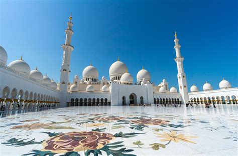 Sheikh Zayed Mosque in Dubai - [1719 × 1130] : r/ArchitecturePorn