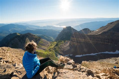 Hiking Mount Timpanogos: A Timpooneke Trail Guide – Bearfoot Theory