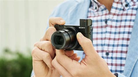 The Best Compact Camera On The Market Right Now