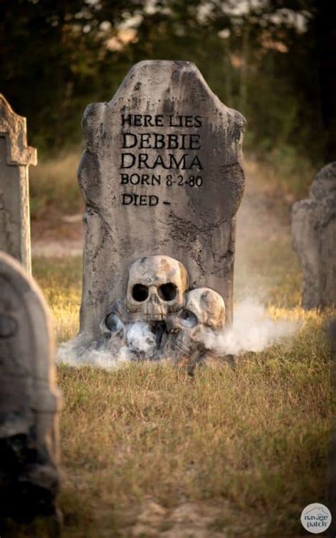 How to Make Easy Halloween Tombstones for a DIY Graveyard!