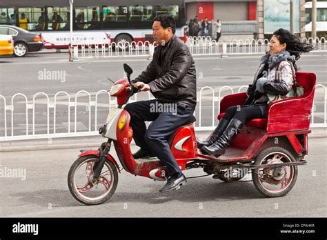 Electric pedicab rickshaw hi-res stock photography and images - Alamy