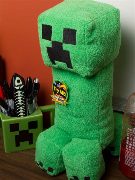 Buy Minecraft Creeper 14" Talking Plush at Mighty Ape Australia