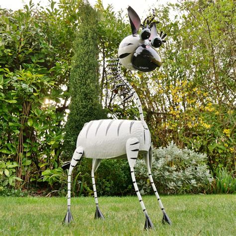 Vintage Metal Garden Zebra Safari Animal Lawn Sculpture Figure Statue Ornament: Amazon.co.uk ...