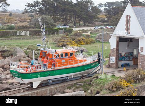 Sea rescue boat Stock Photo - Alamy