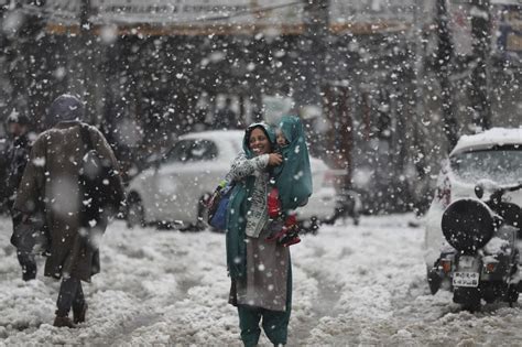 india_kashmir_weather_71209.jpg - Washington Times