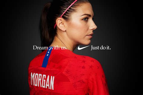 Nike’s ‘Just Do It’ Ad Starring US Women’s National Soccer Team – Footwear News