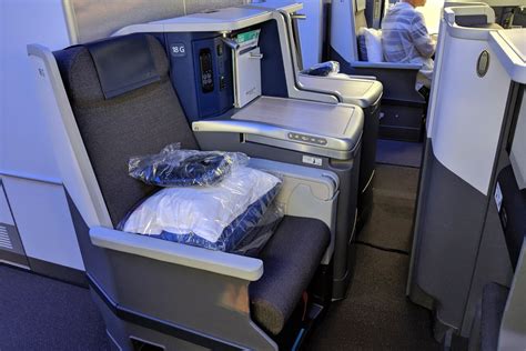 Flying Honu to Hawaii: A Review of ANA's A380 Business Class