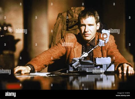 HARRISON FORD, BLADE RUNNER, 1982 Stock Photo - Alamy