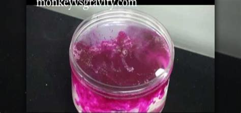 How to Do a sodium and water experiment « Science Experiments :: WonderHowTo