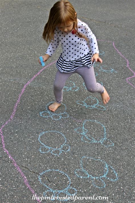 Sidewalk Chalk Games For Kids – The Pinterested Parent