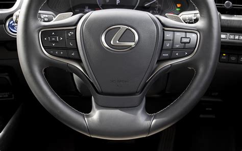 Lexus UX 300e - Front Seats | Lexus UX 300e Images