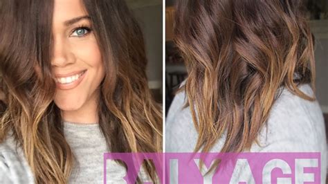 How to Balayage Highlight Your Hair at Home! - YouTube