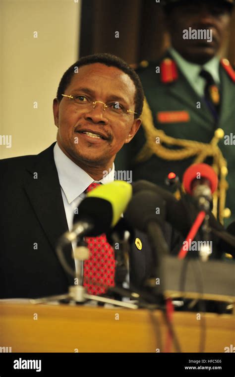 Jakaya Kikwete, the president of Tanzania, answers questions during a press conference in Addis ...