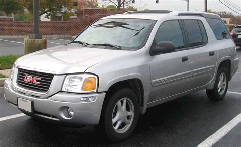 2005 GMC Envoy XUV SLT - 4dr SUV 4.2L auto