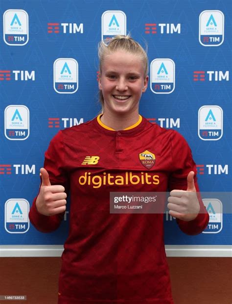 Zara Kramzar of AS Roma poses at the end of the Women Serie A match... News Photo - Getty Images