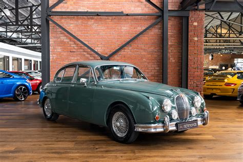 1963 Jaguar Mk2 3.4 Sedan - Manual - Richmonds